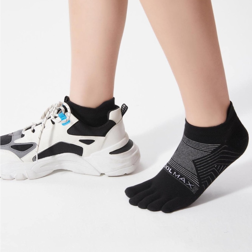 Black Toe Socks